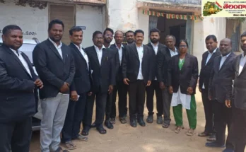 జమ్మూ కాశ్మీర్ ఉగ్రదాడి: నిరసనగా విధుల బహిష్కరించిన న్యాయవాదులు