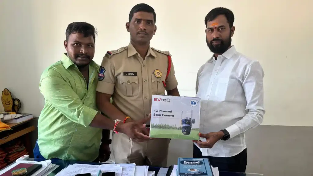 Solar CCTV Camera Distribution 2025 – Veenavanka Police Security Update