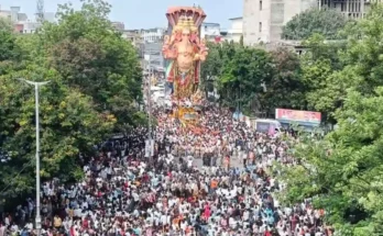 Khairatabad Ganesh Procession Underway Arrived At Telephone Bhavan
